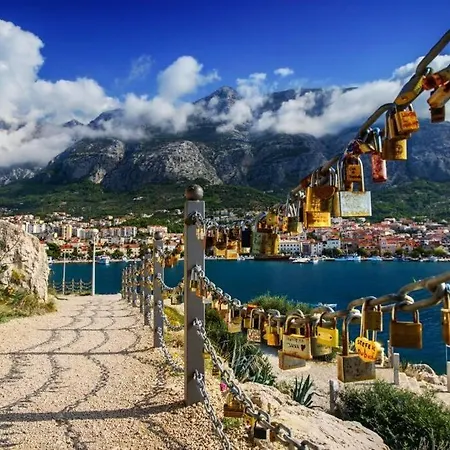 Lulemaris Apartments Sea & Mountain View Apartment Makarska