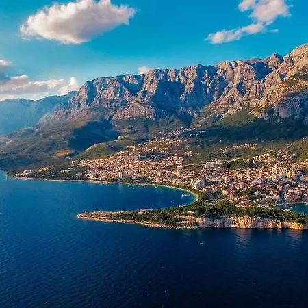 Lulemaris Apartments Sea & Mountain View Apartment